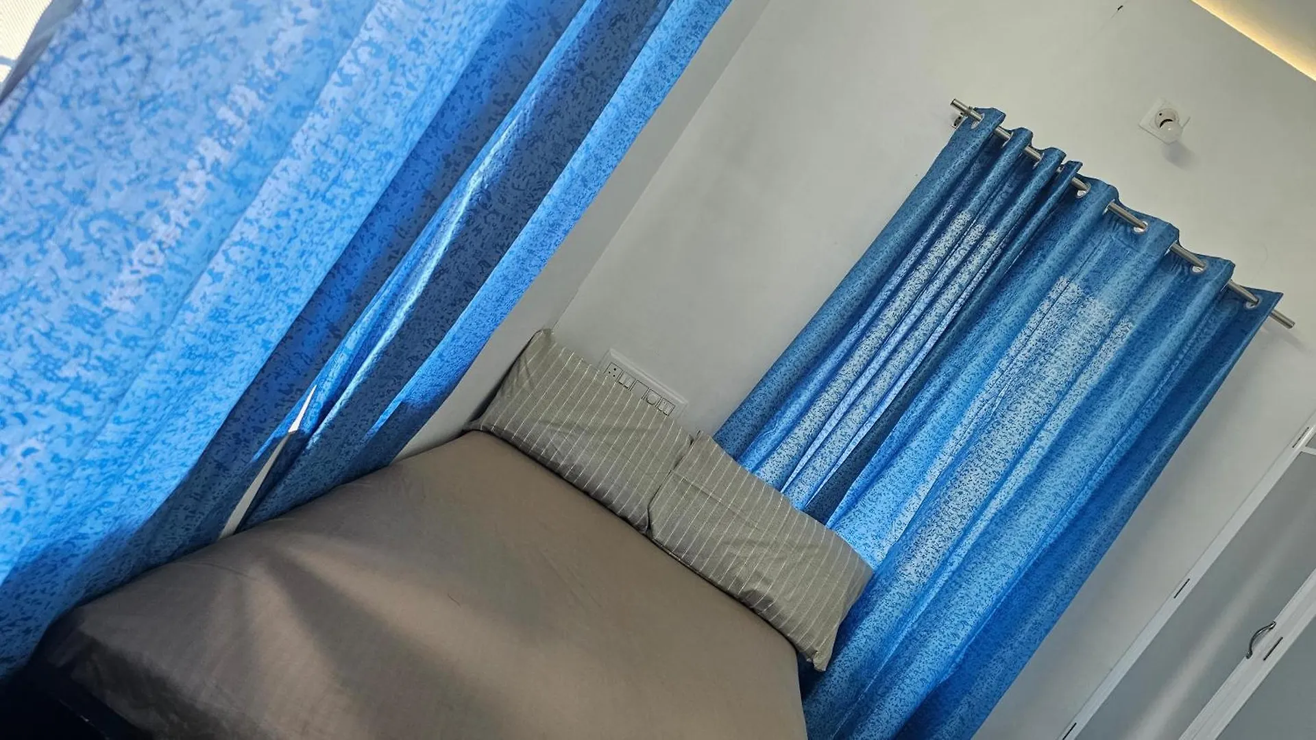 Lmr'S 2 Bhk Peace Home Thrissur